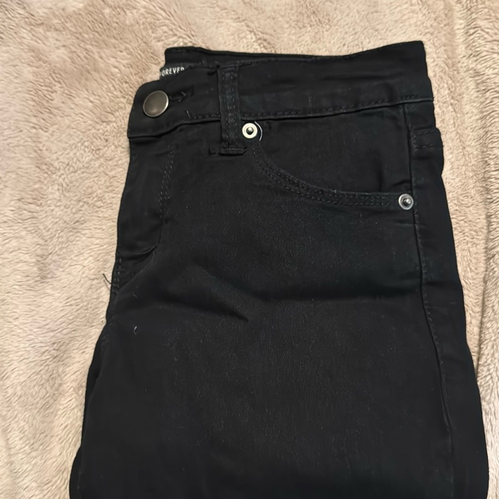 Forever 21 Black Jeans size 24